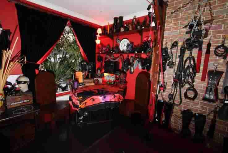 The Reception Room; London Dungeon Hire